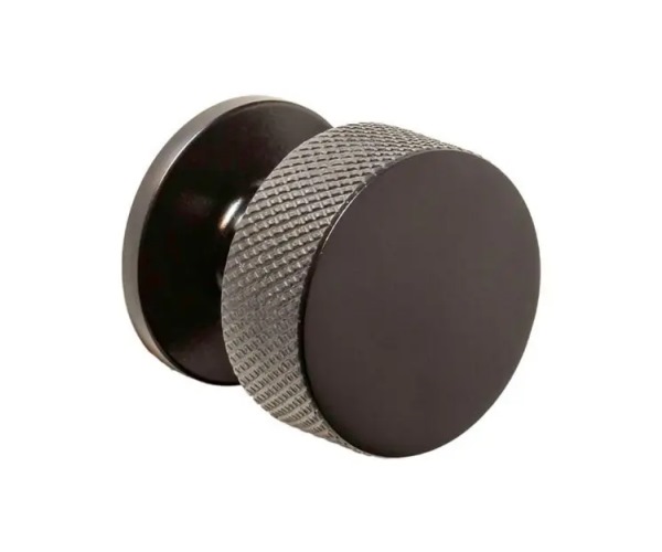 Knurled Knob | Matt Black